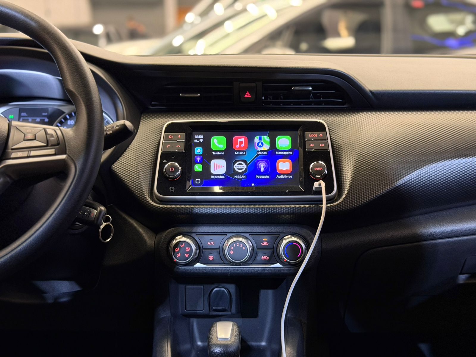 NISSAN KICKS
