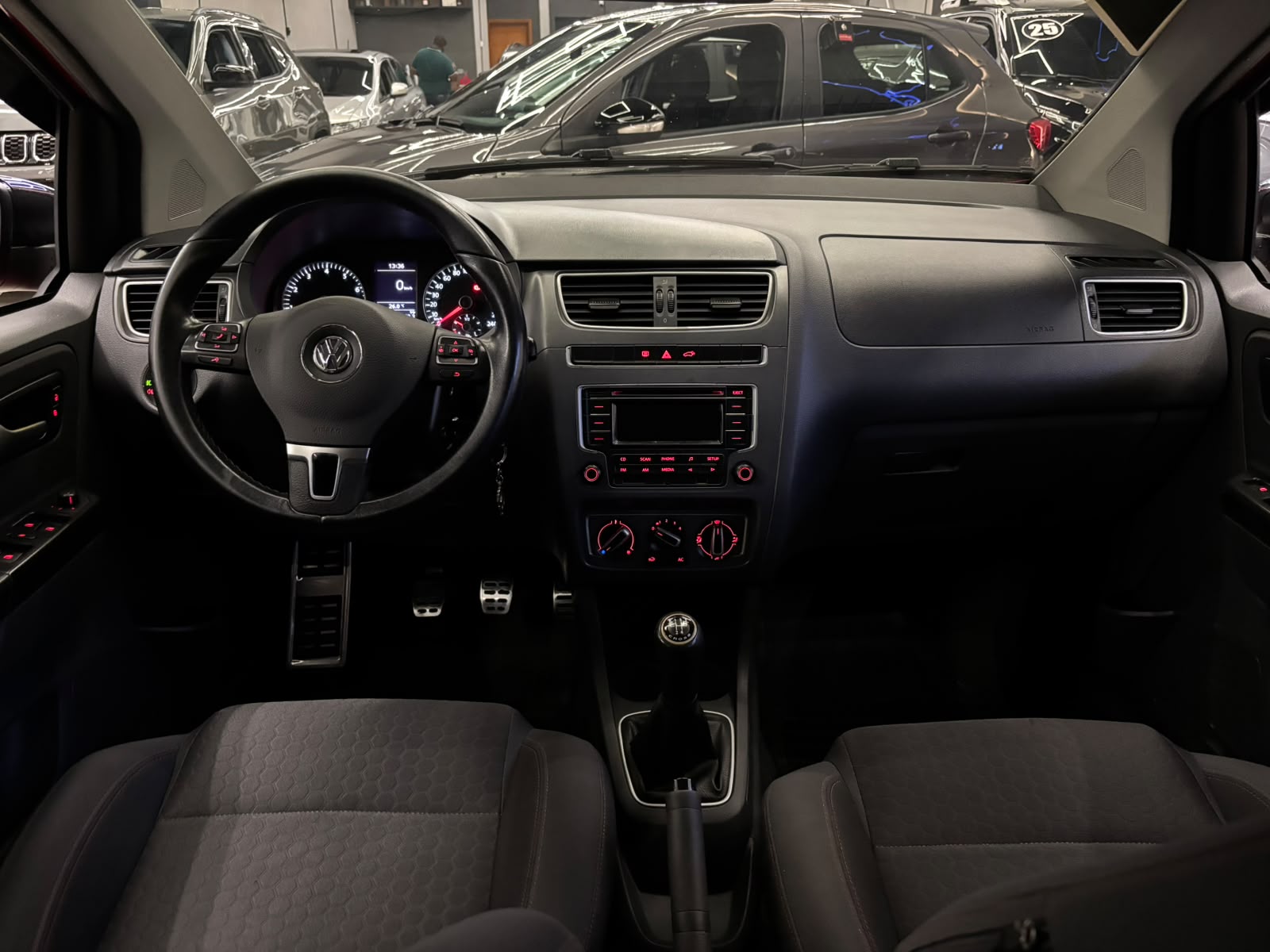 VOLKSWAGEN CROSSFOX
