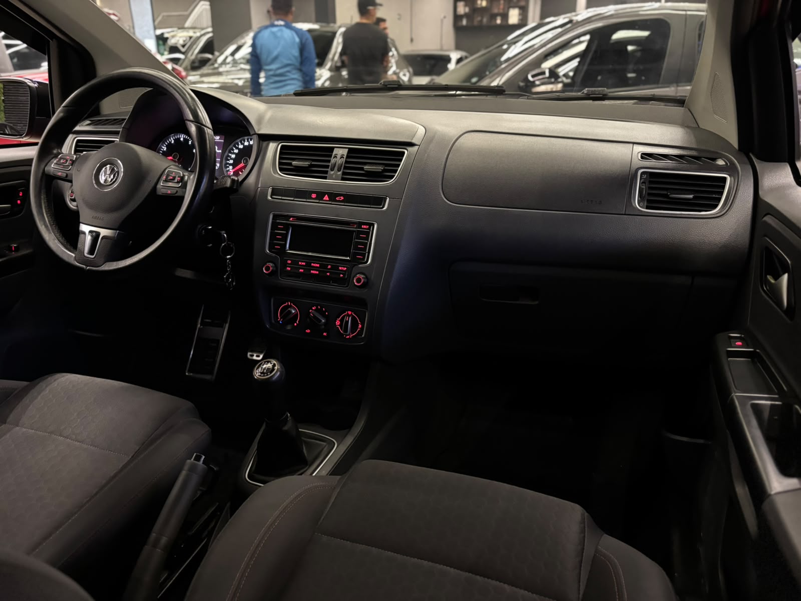 VOLKSWAGEN CROSSFOX