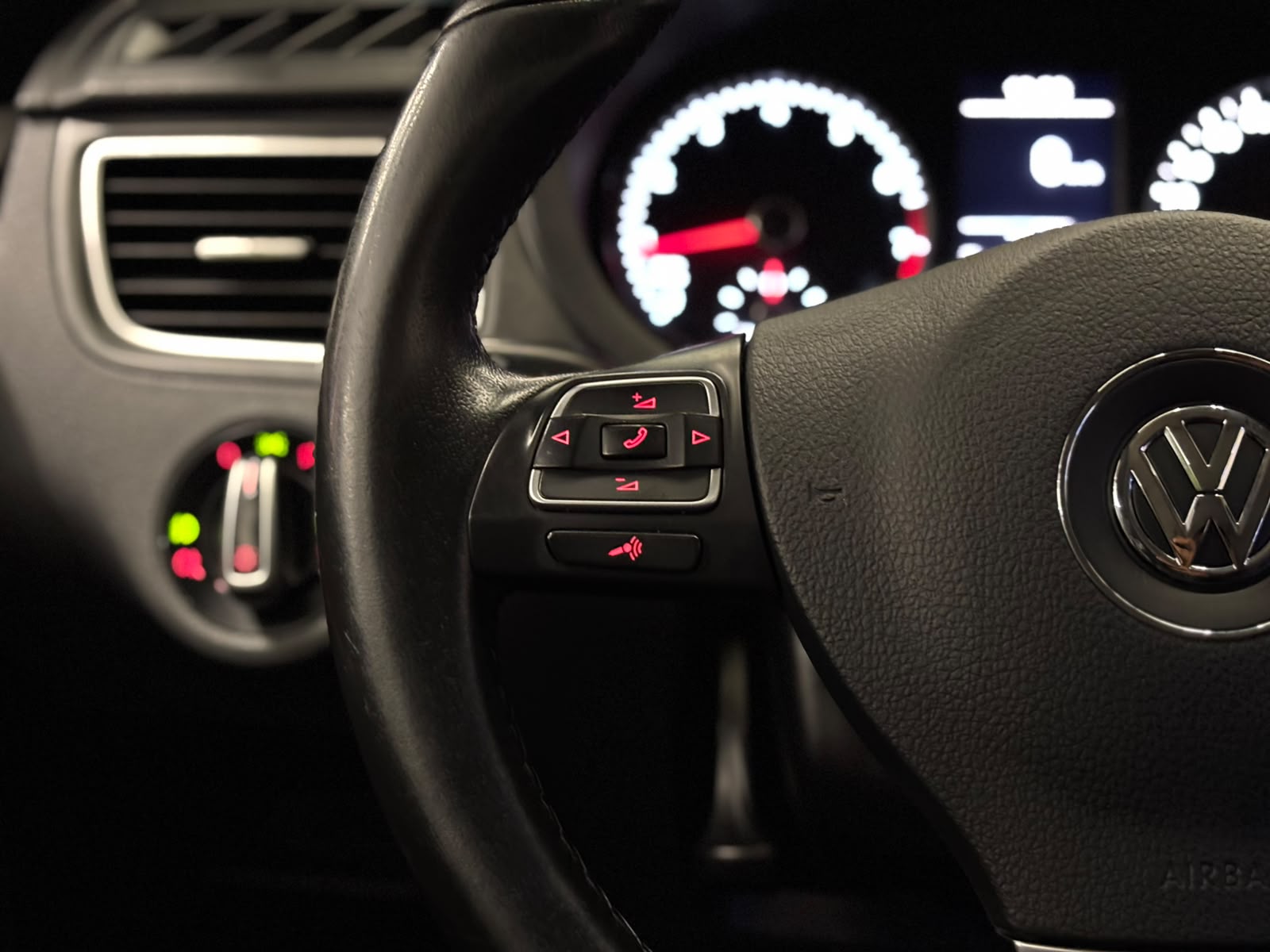 VOLKSWAGEN CROSSFOX