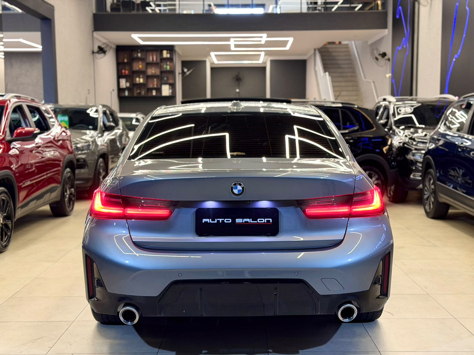 BMW 320i