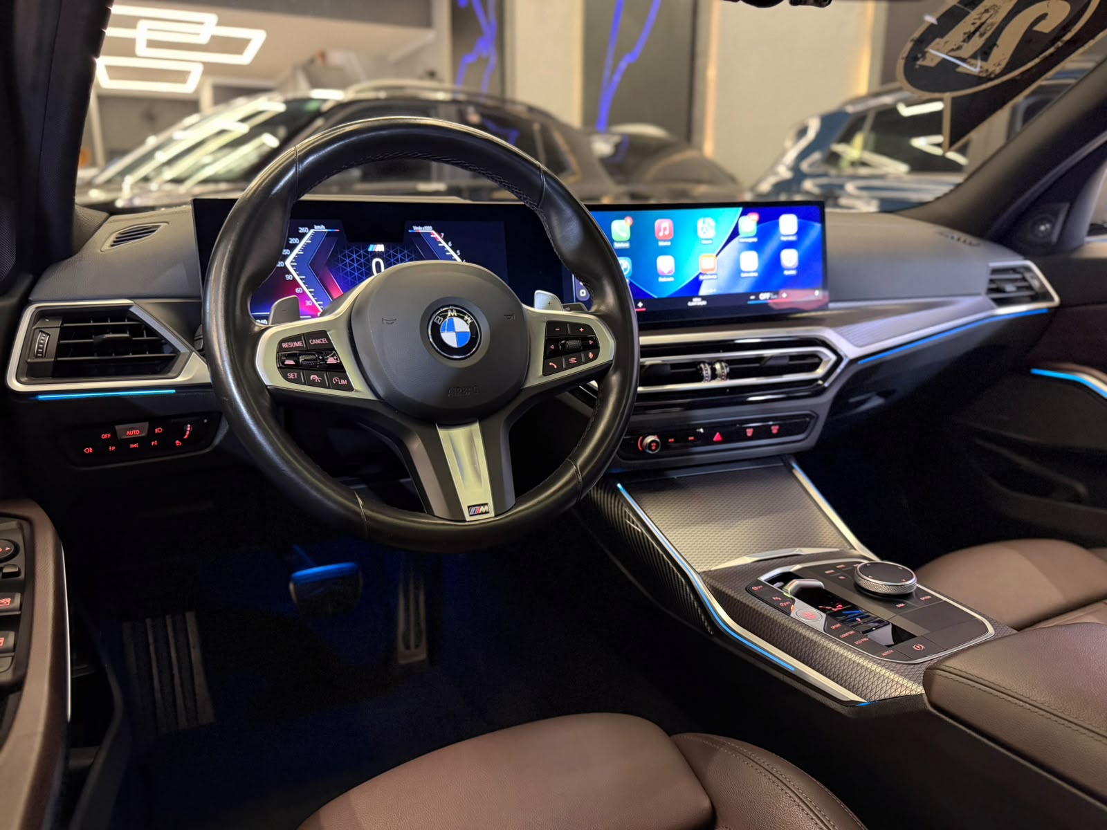 BMW 320i