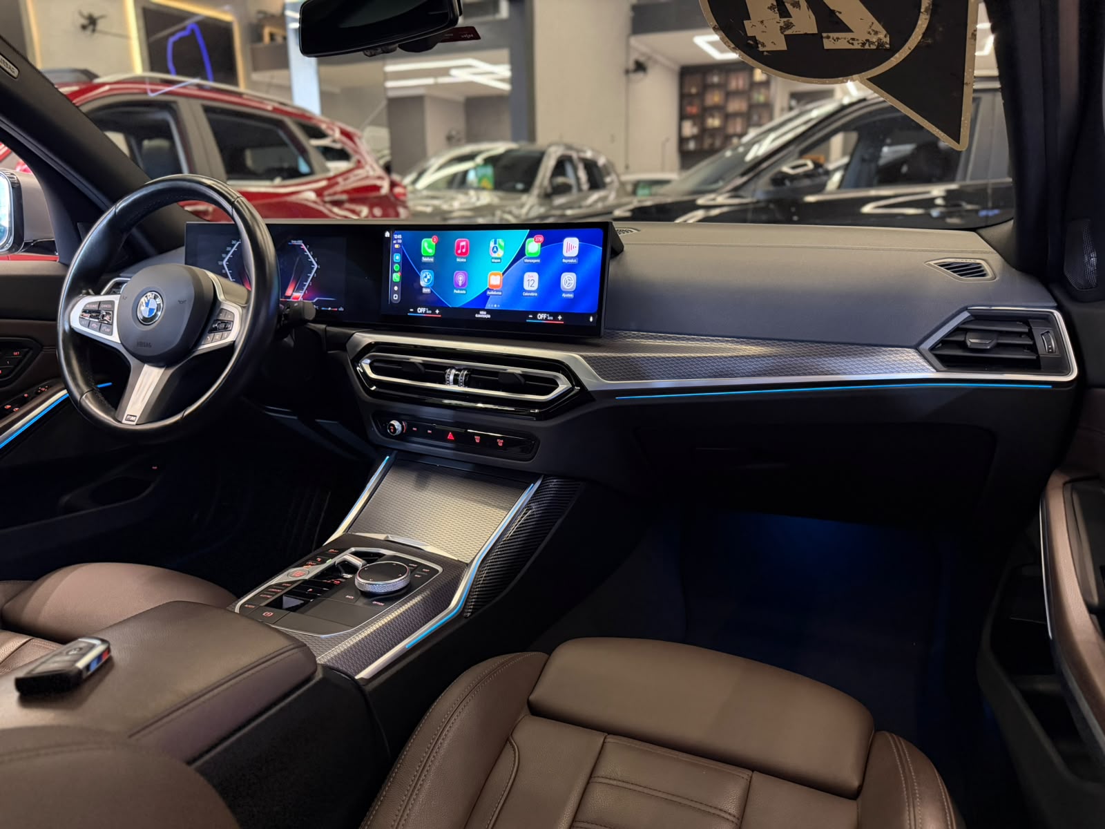 BMW 320i