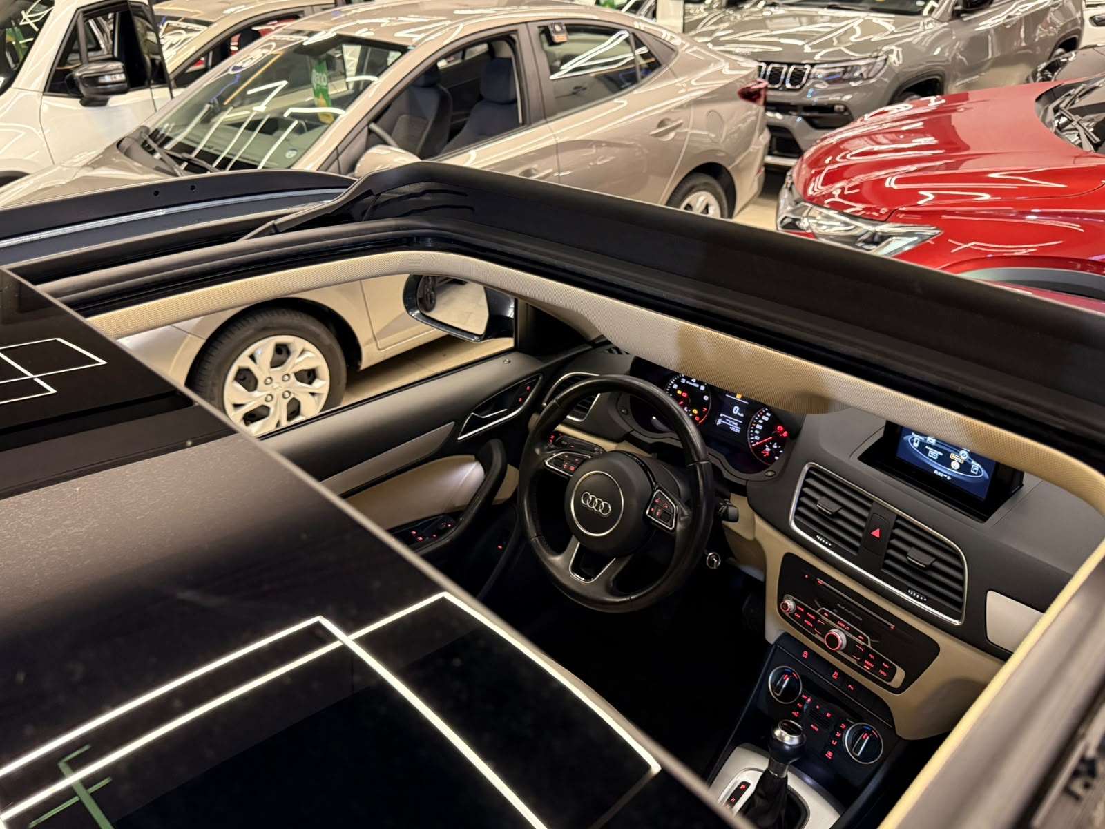 AUDI Q3