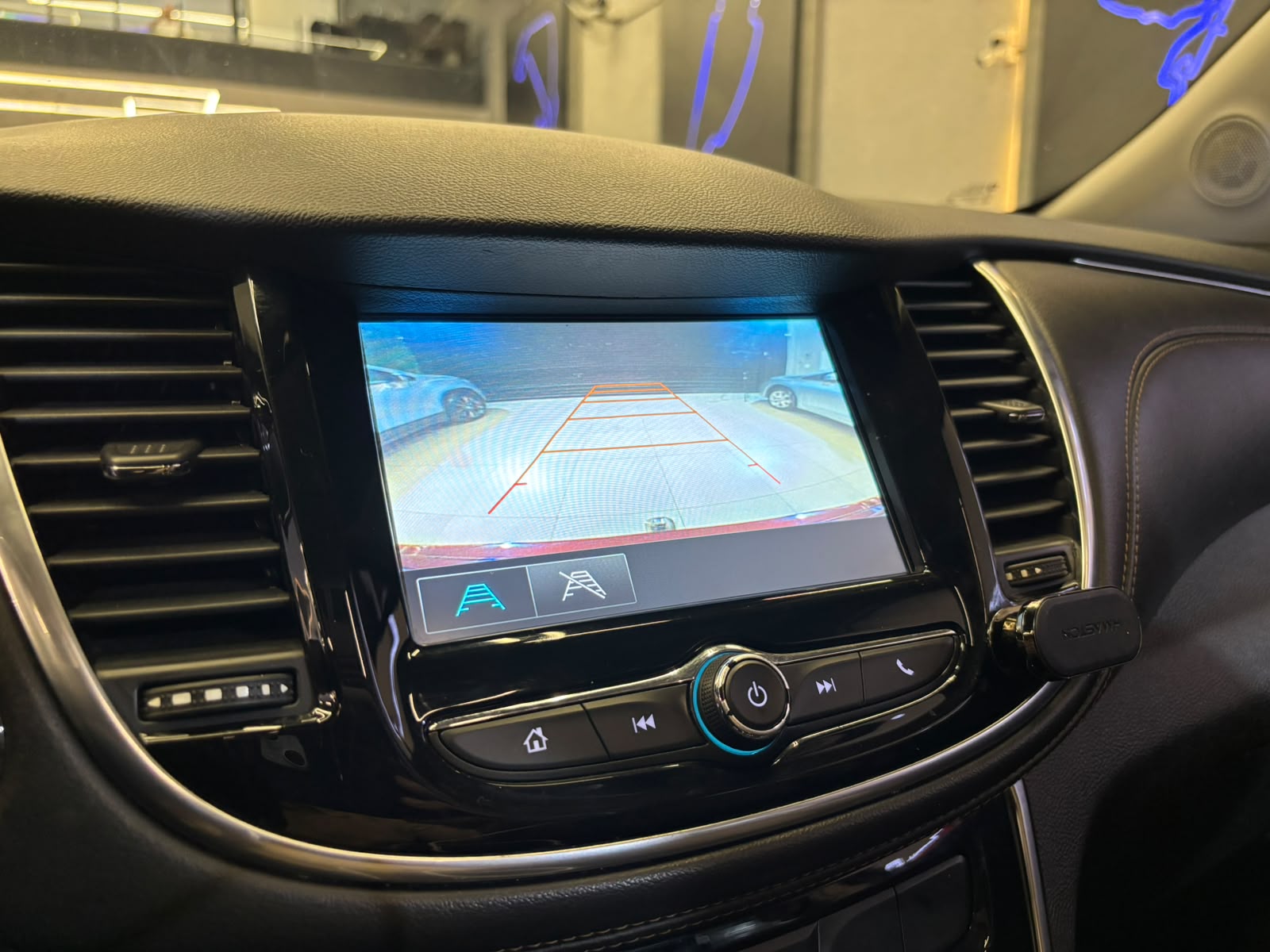 CHEVROLET TRACKER