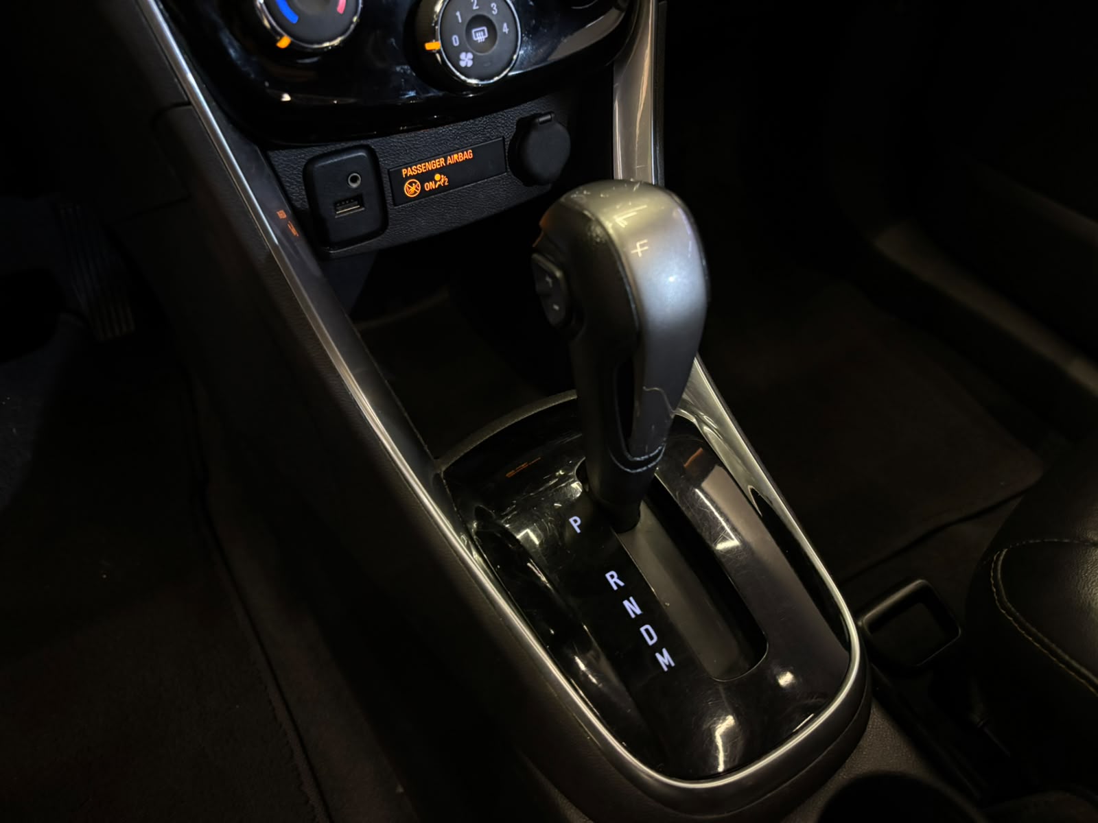 CHEVROLET TRACKER