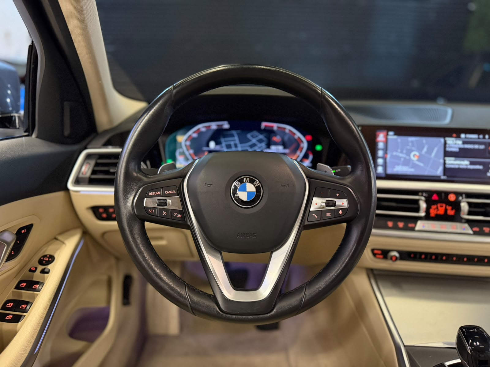 BMW 320i