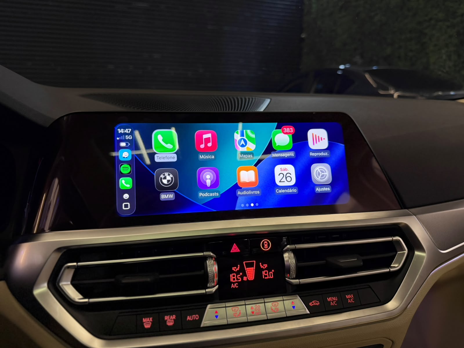 BMW 320i