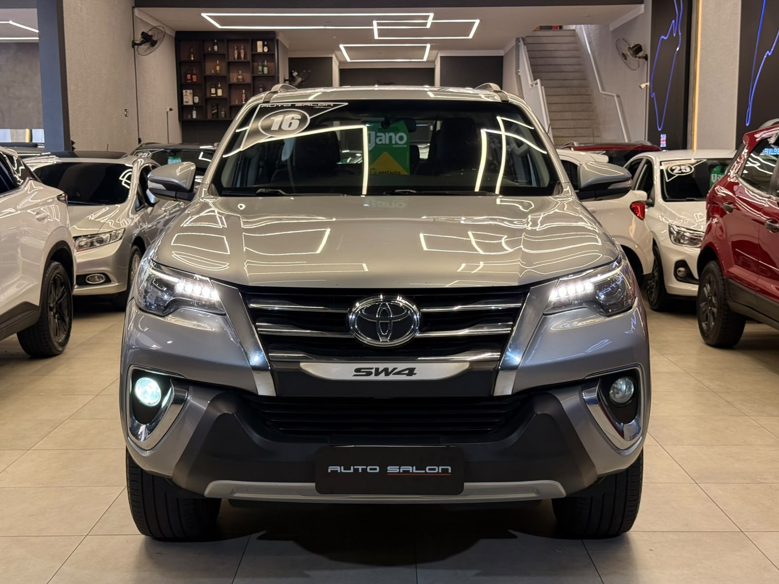 TOYOTA HILUX SW4
