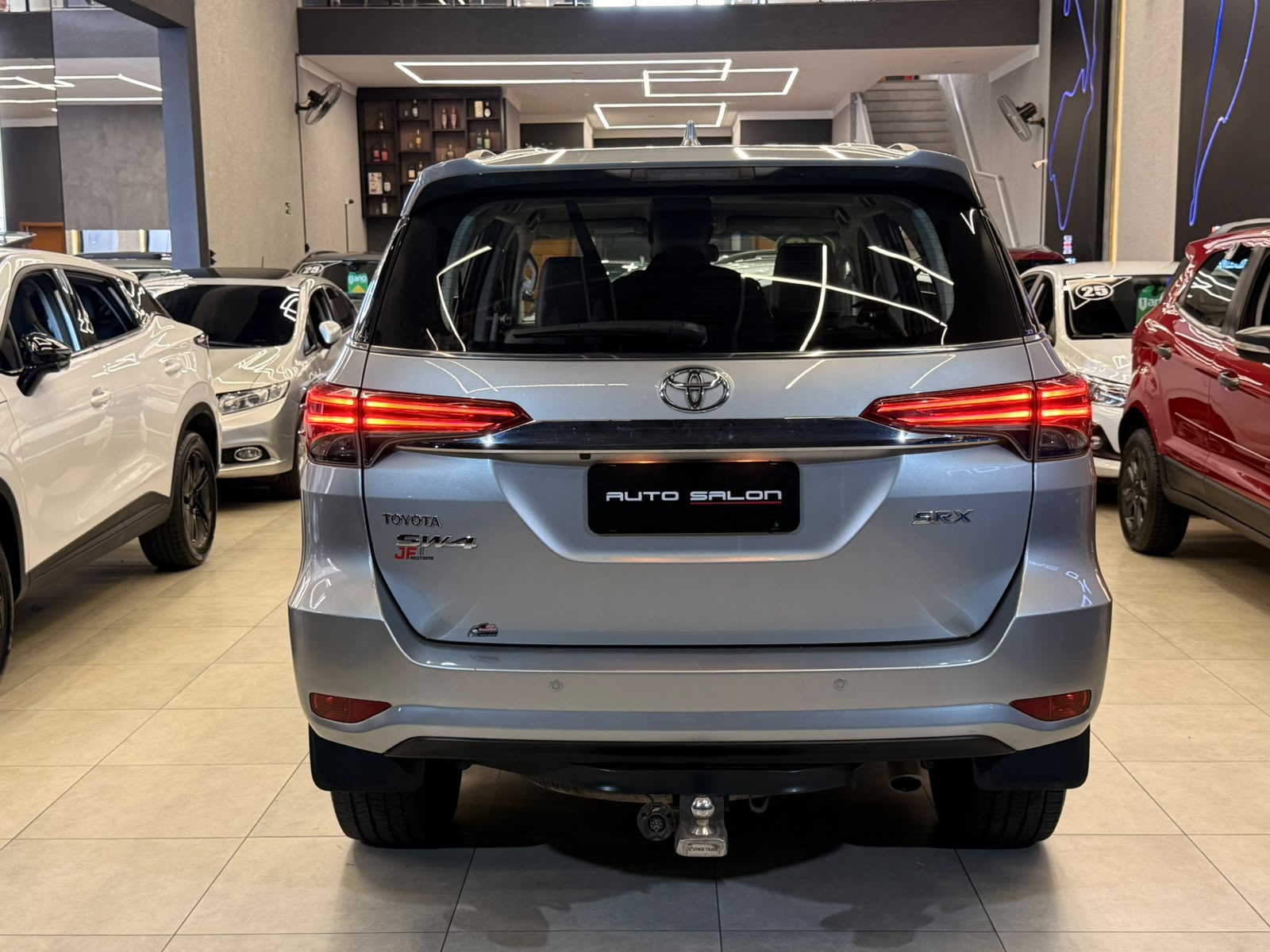 TOYOTA HILUX SW4