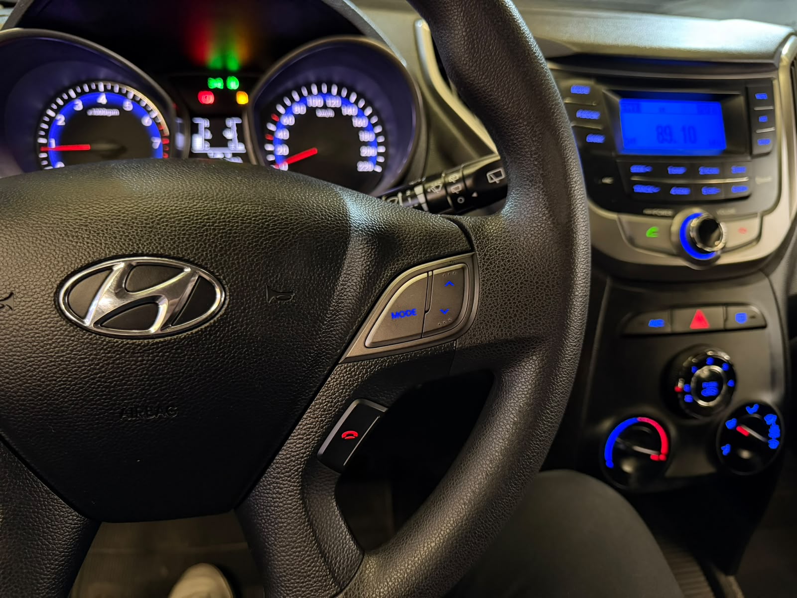HYUNDAI HB20