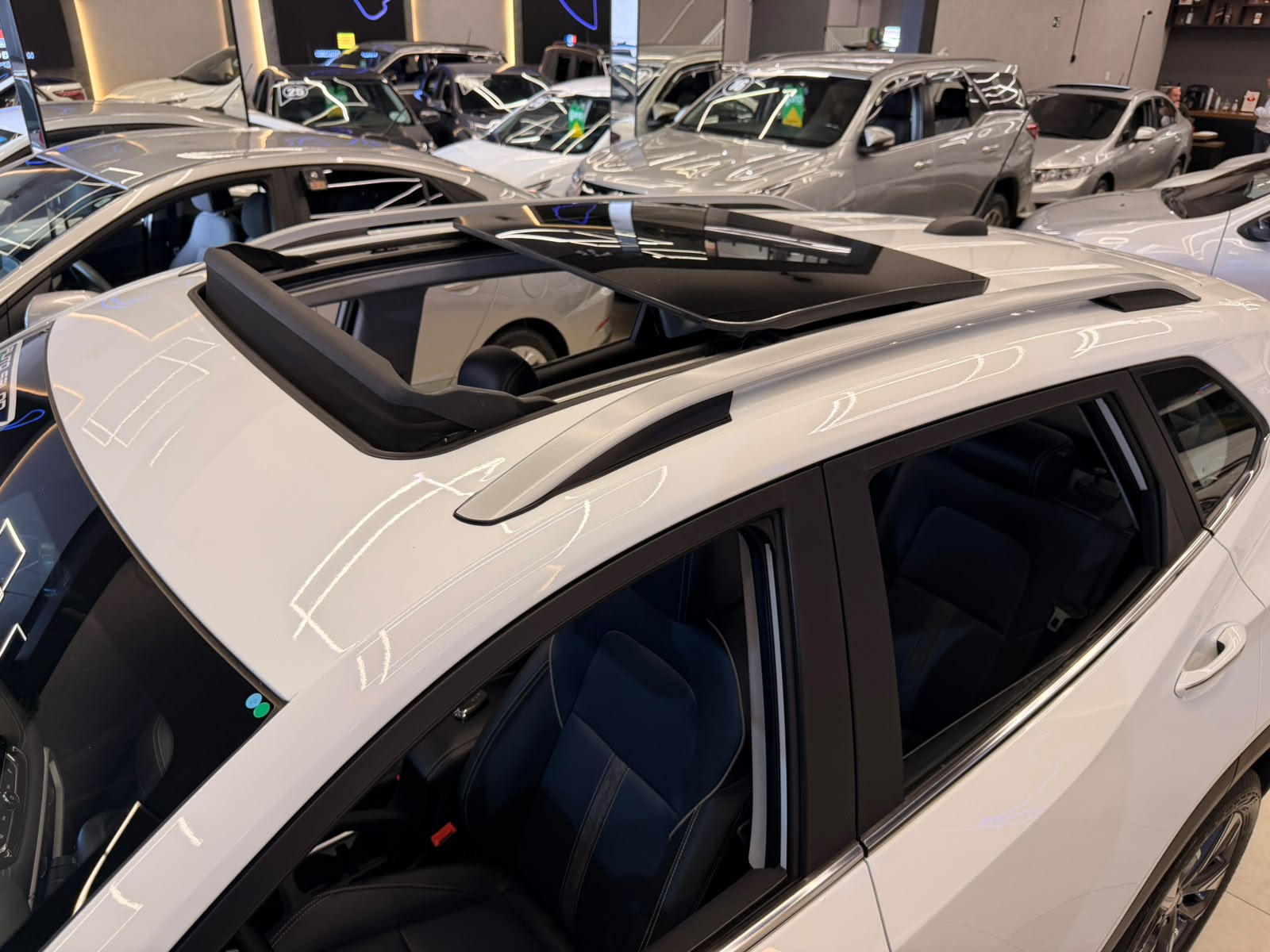 CHEVROLET TRACKER