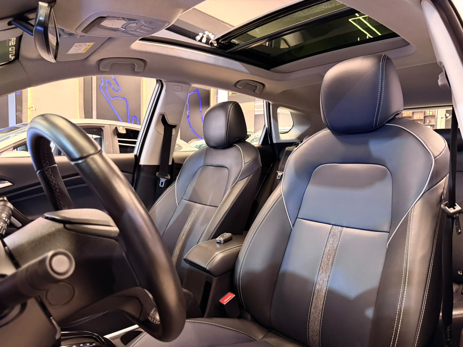 CHEVROLET TRACKER