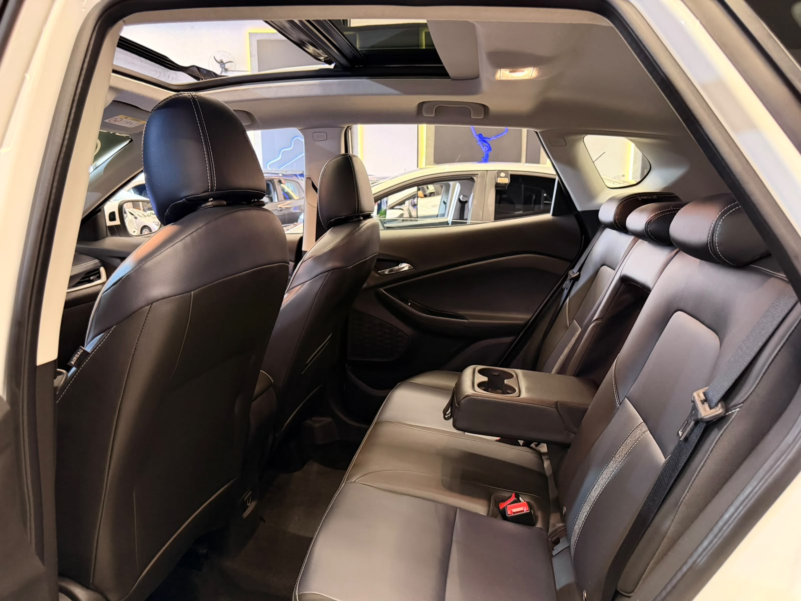 CHEVROLET TRACKER