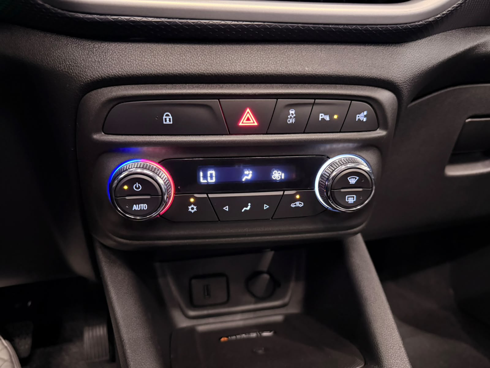CHEVROLET TRACKER