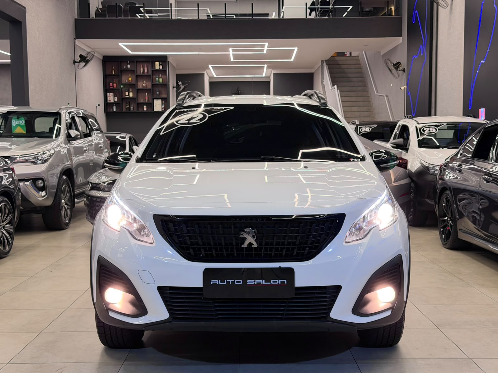 PEUGEOT 2008