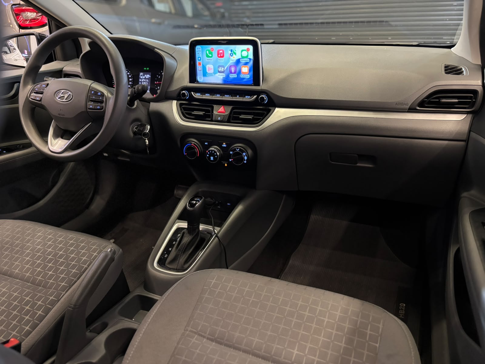 HYUNDAI HB20S
