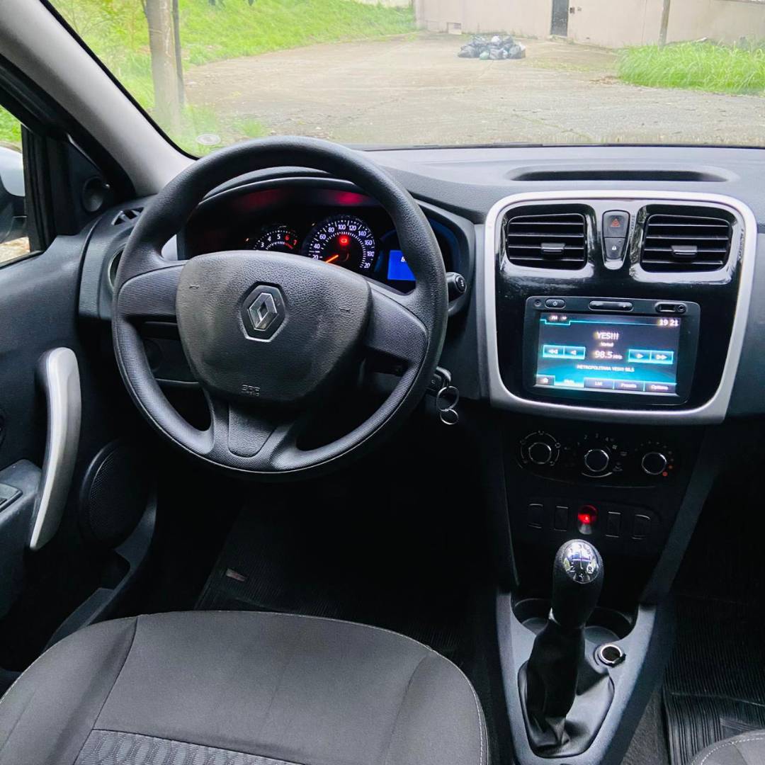 RENAULT SANDERO