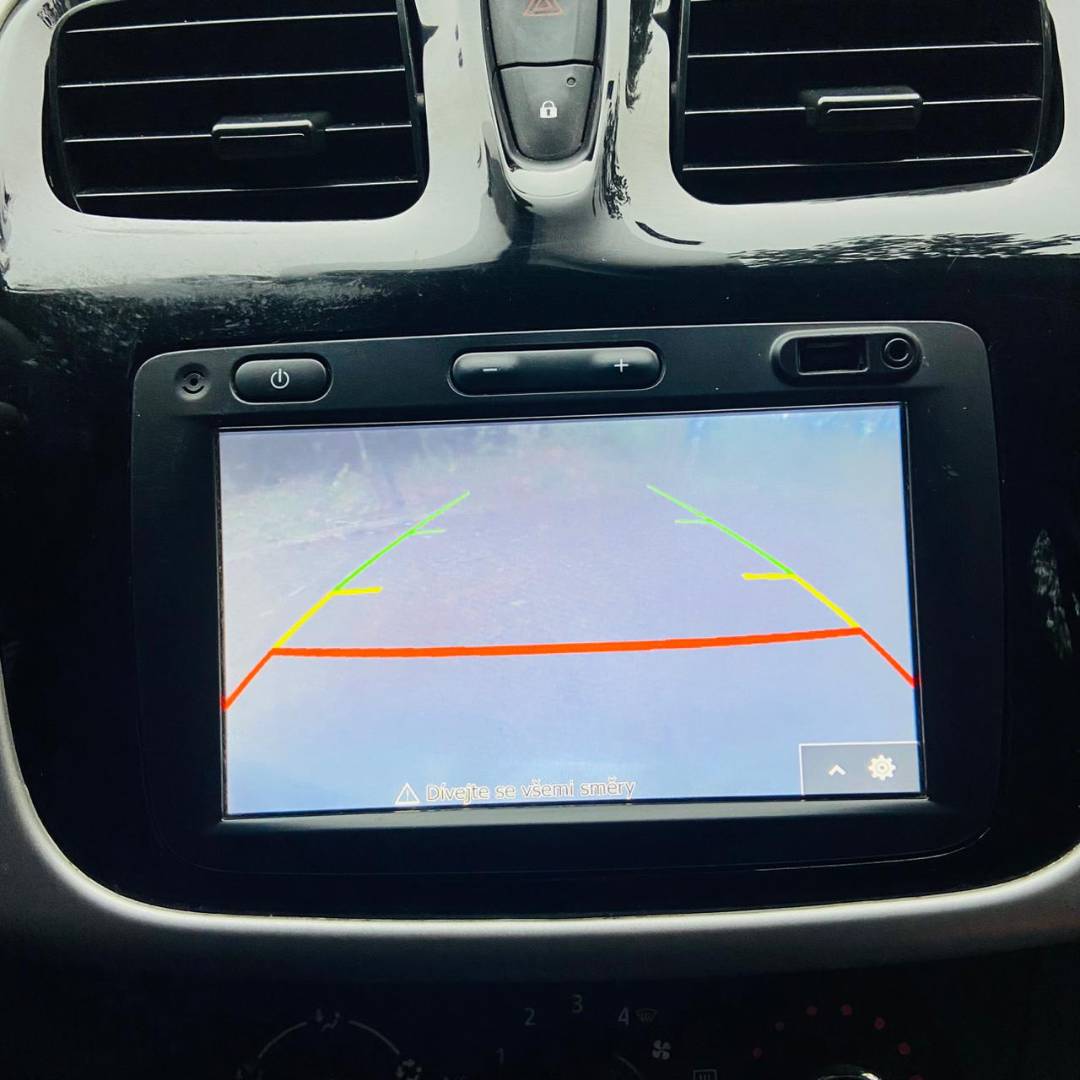 RENAULT SANDERO