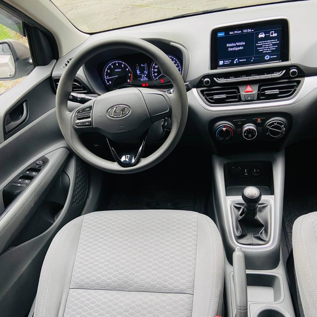 HYUNDAI HB20