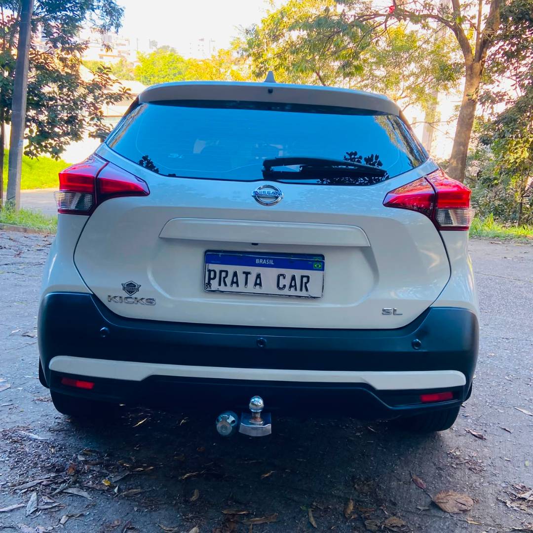 NISSAN KICKS