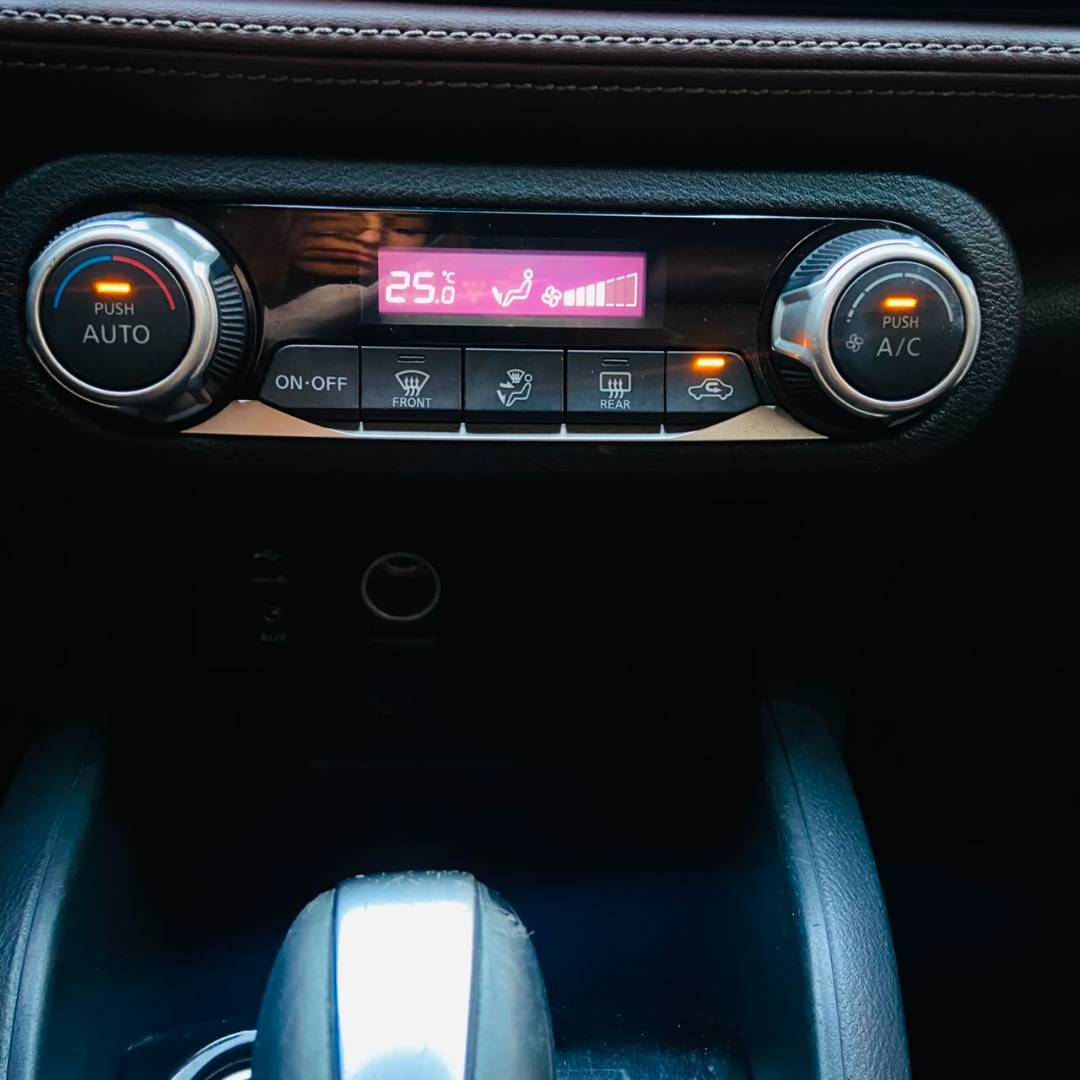 NISSAN KICKS