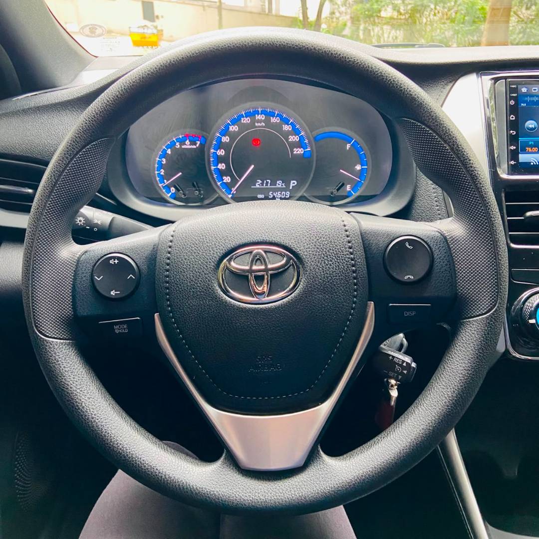 TOYOTA YARIS