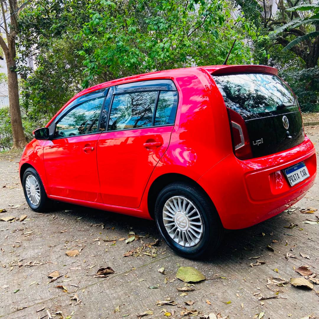 VOLKSWAGEN UP