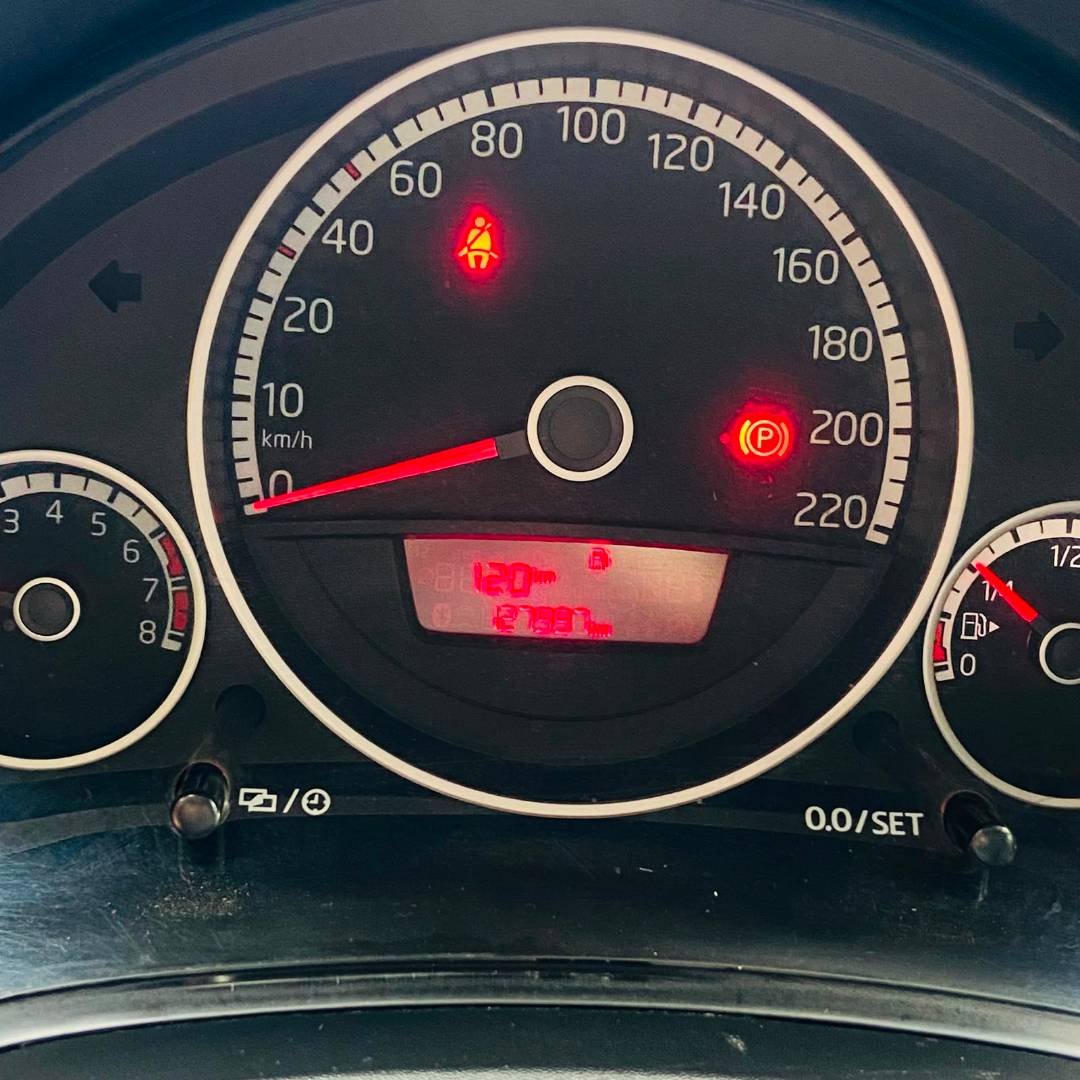 VOLKSWAGEN UP