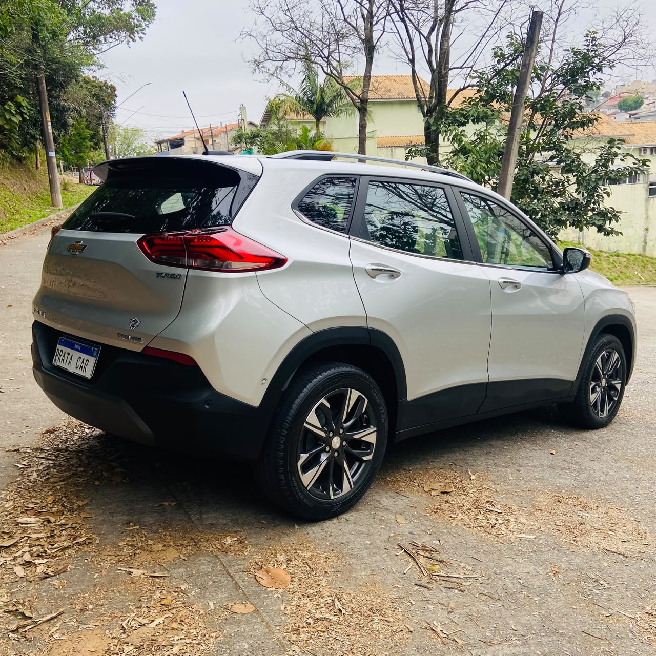 CHEVROLET TRACKER