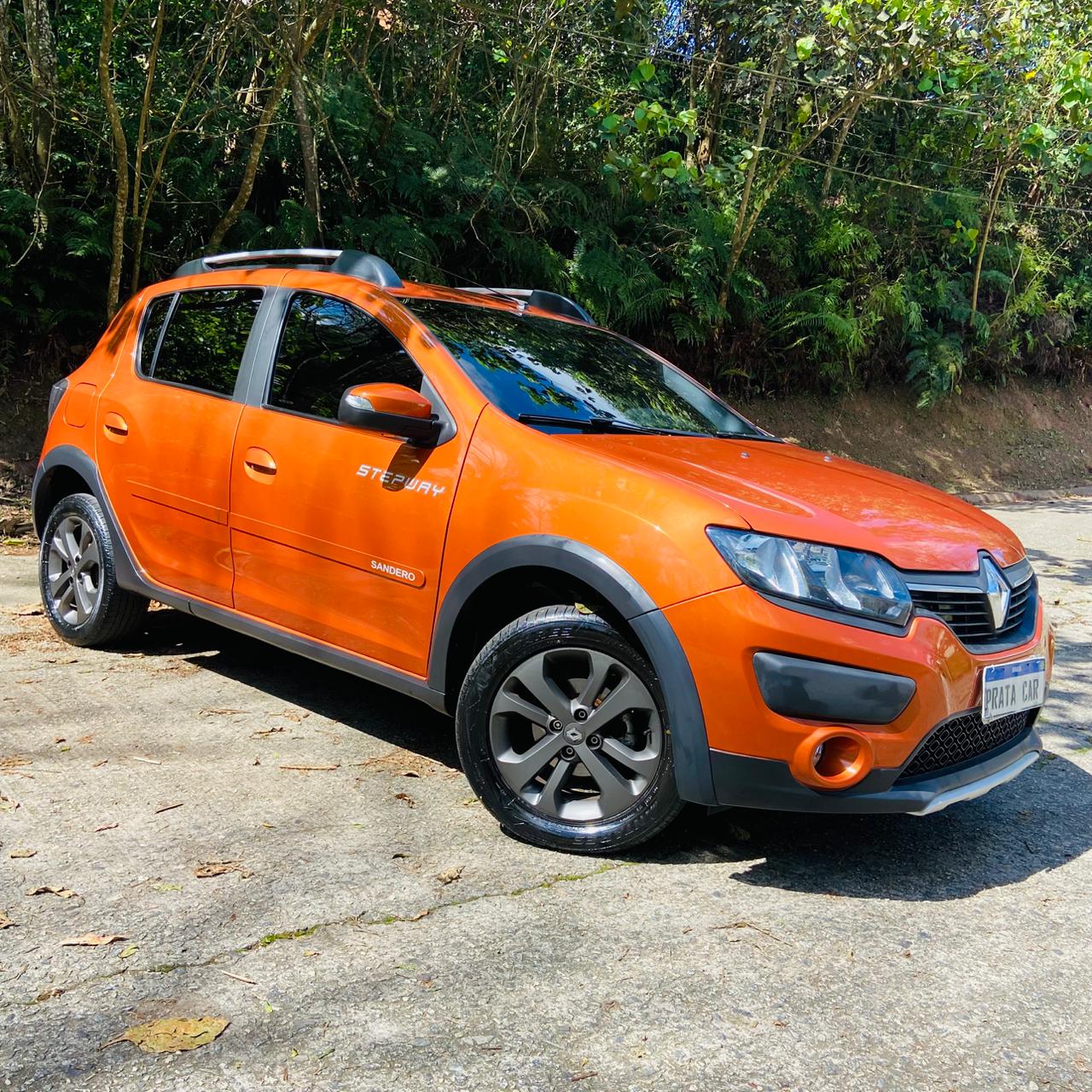 RENAULT SANDERO