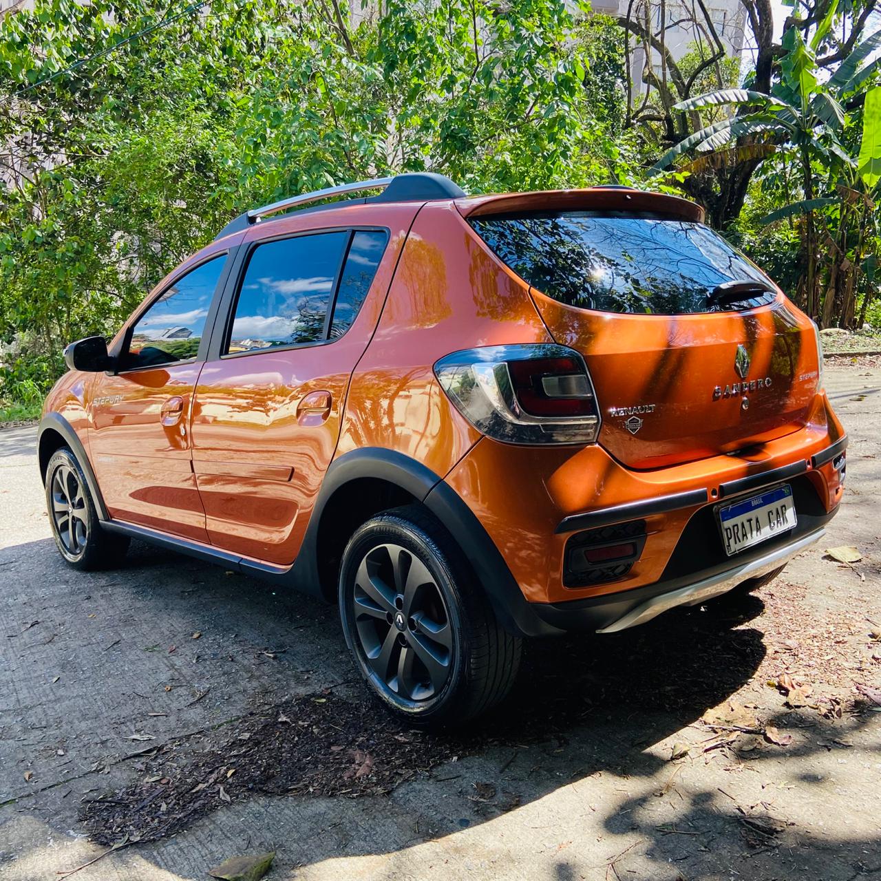 RENAULT SANDERO