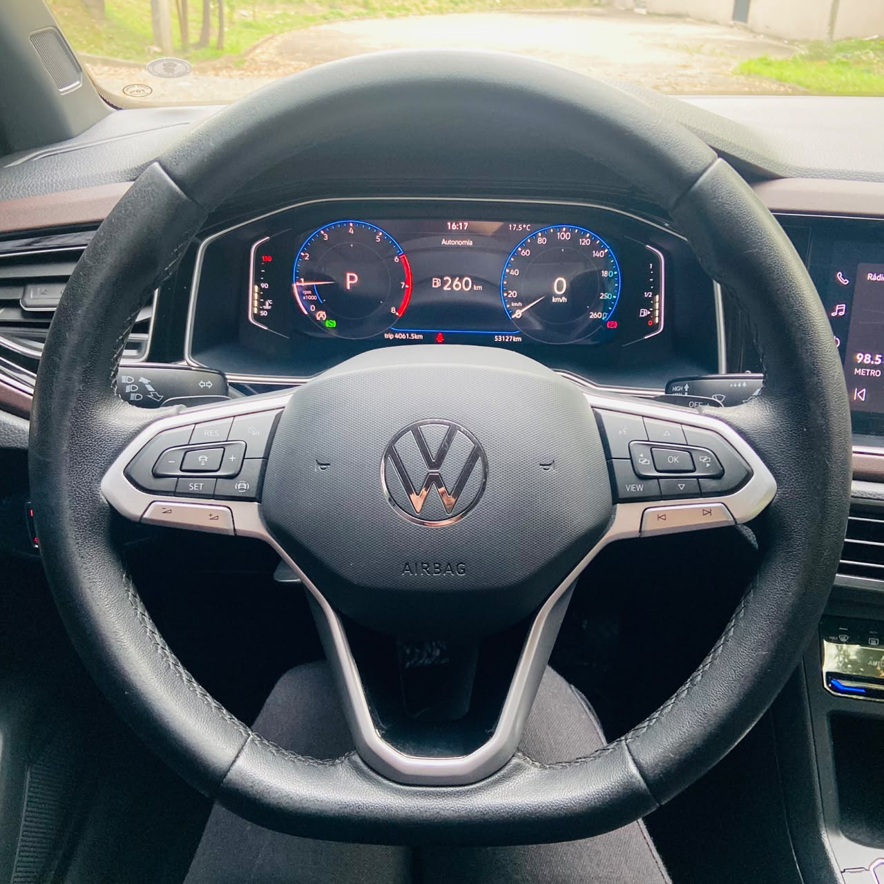 VOLKSWAGEN VIRTUS