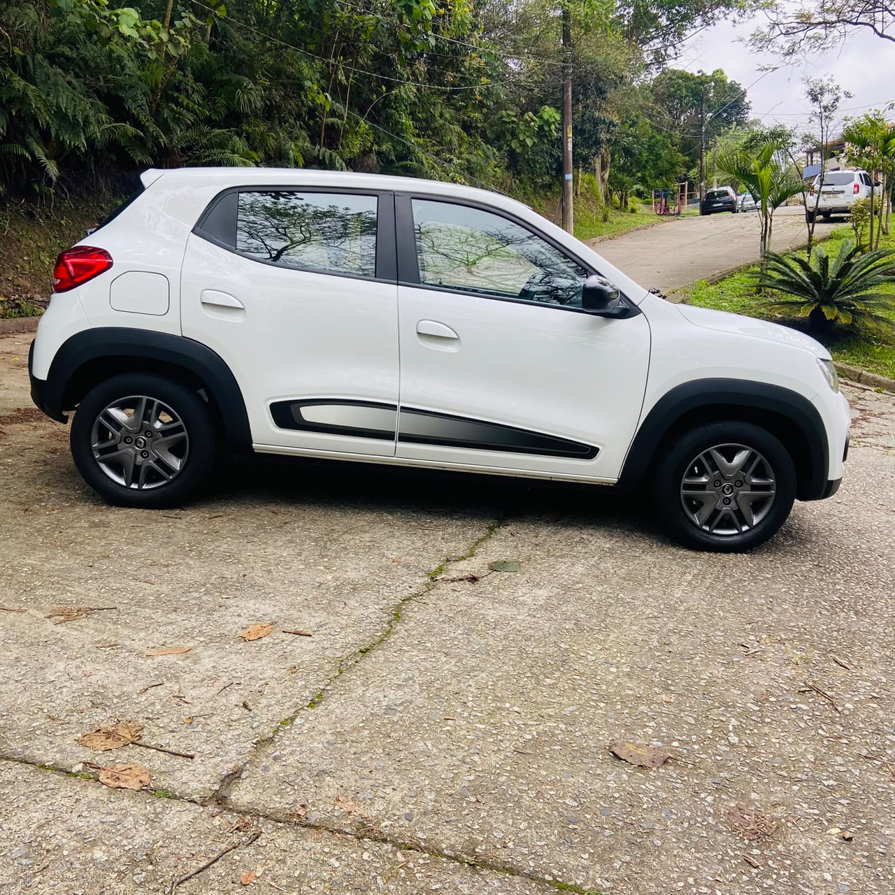 RENAULT KWID