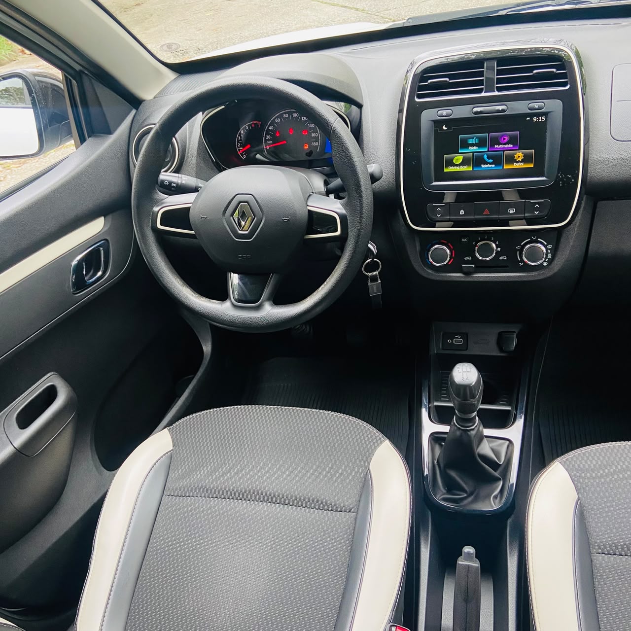 RENAULT KWID