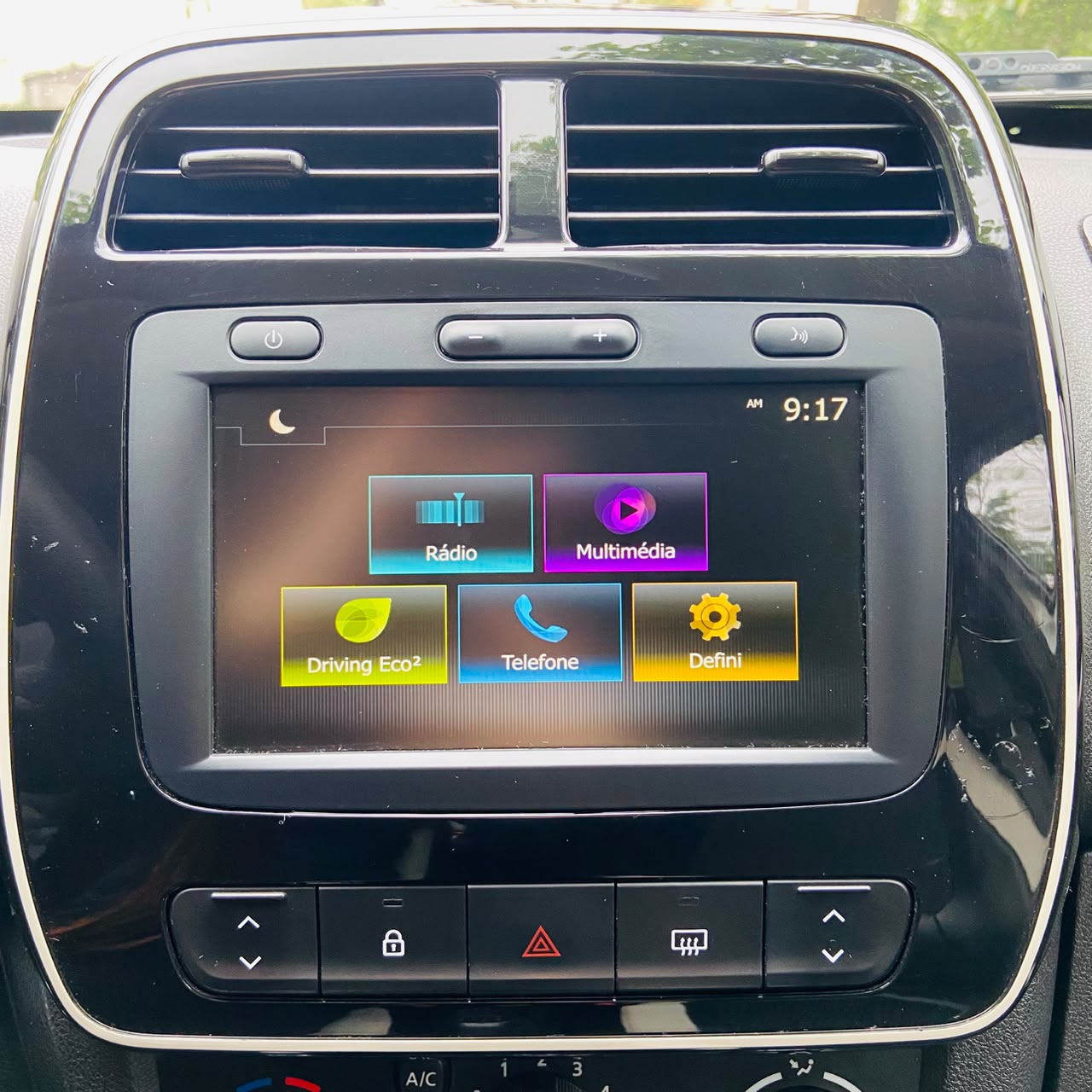 RENAULT KWID