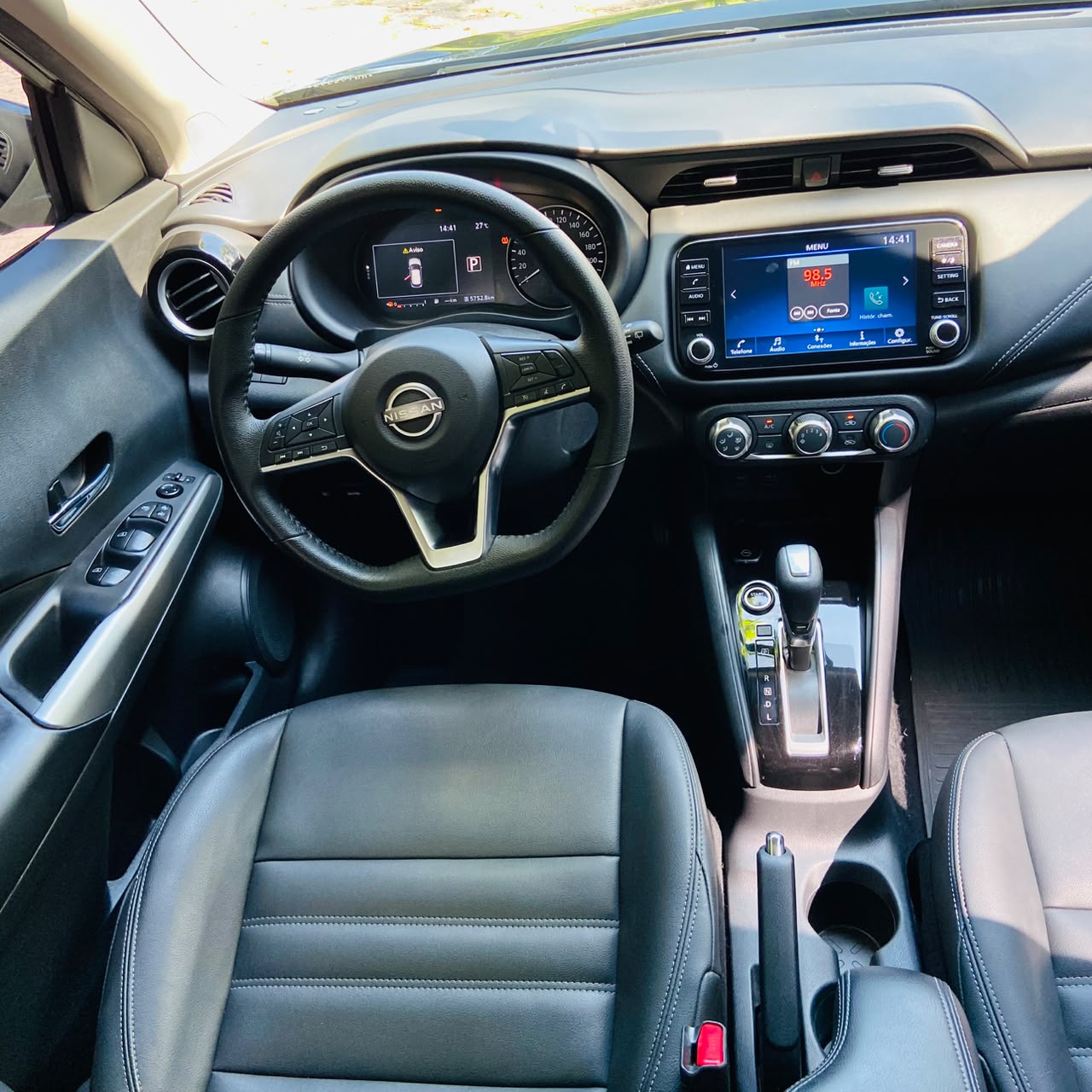 NISSAN KICKS