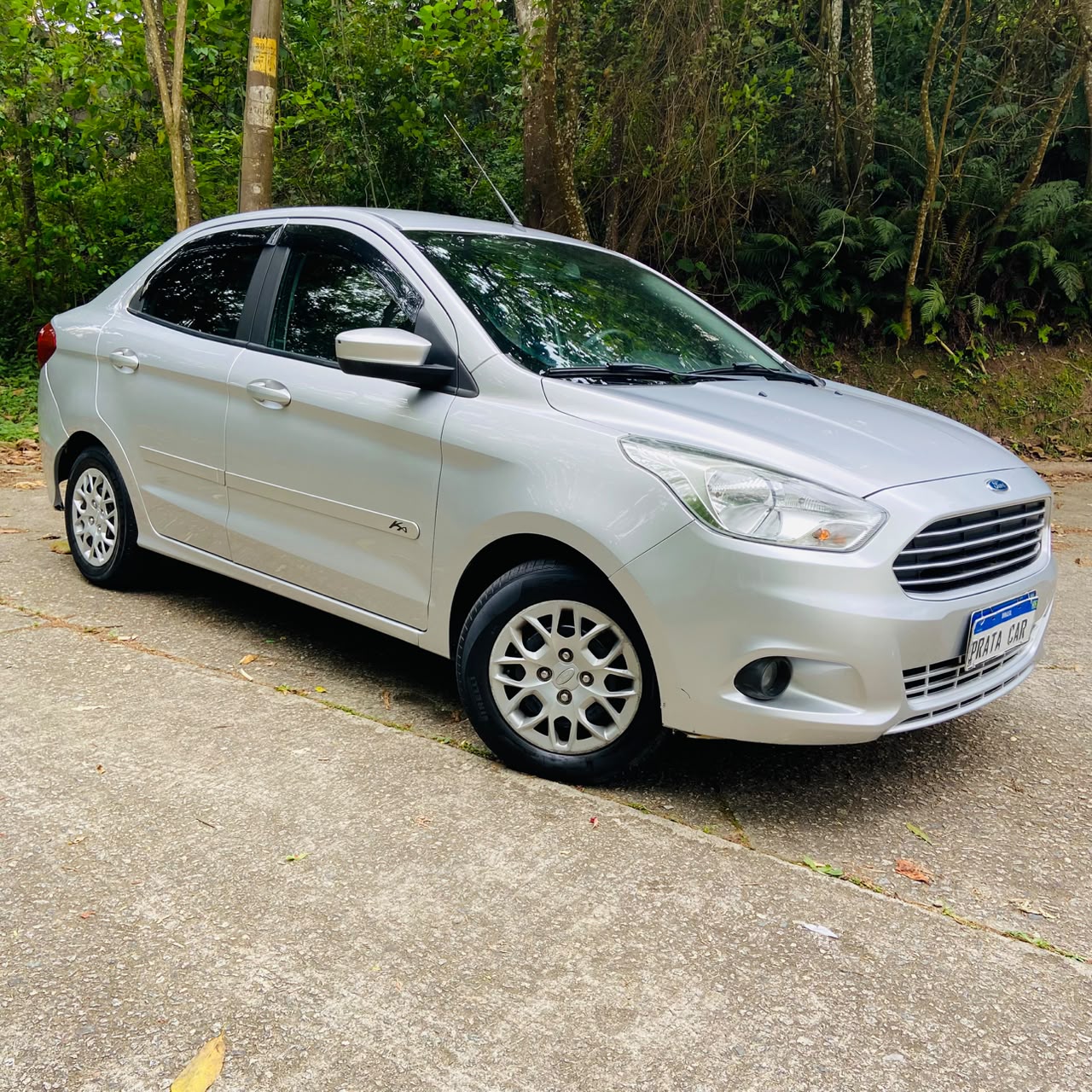 FORD KA