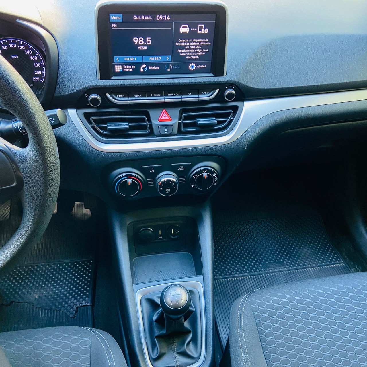 HYUNDAI HB20