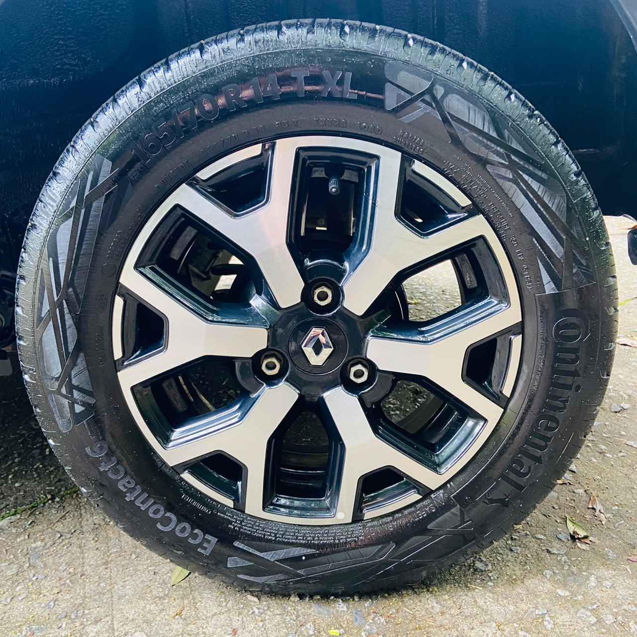RENAULT KWID