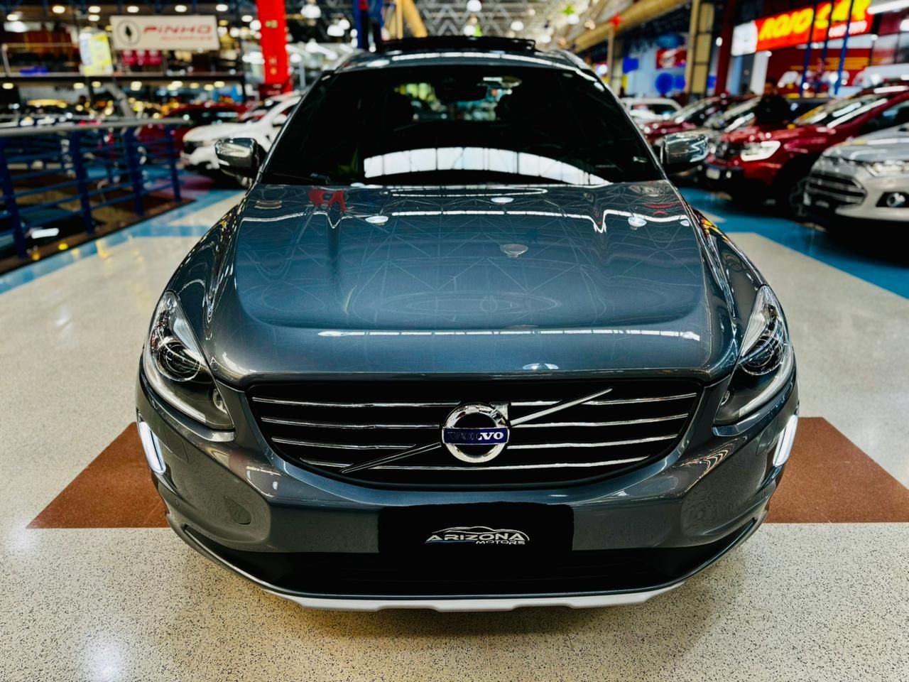 XC60 2.4 D5 MOMENTUM AWD