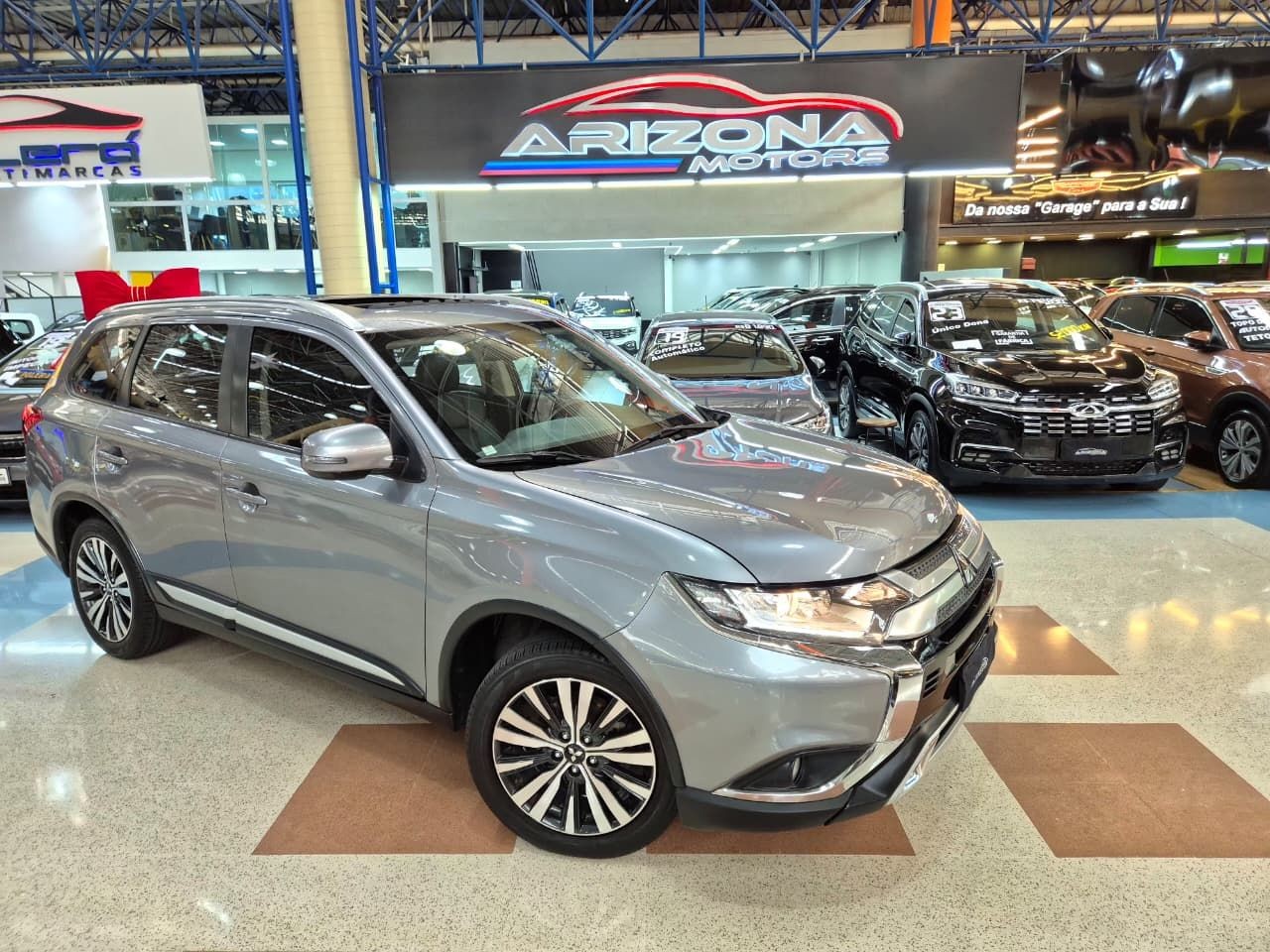 MITSUBISHI OUTLANDER