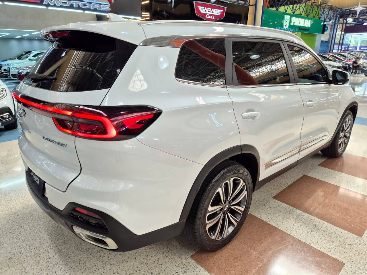 CHERY TIGGO 8