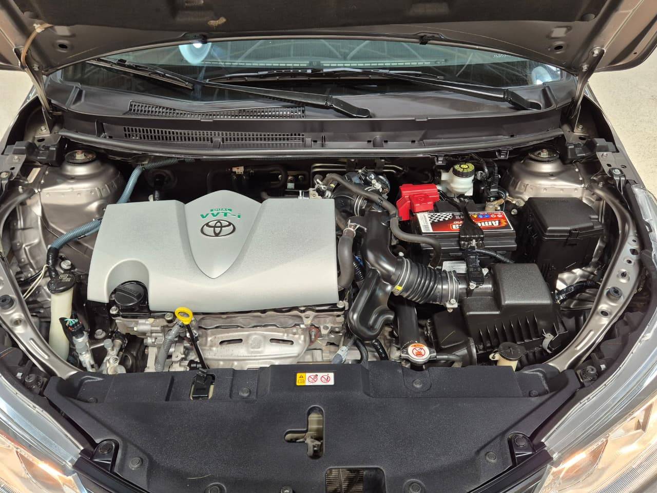 TOYOTA YARIS