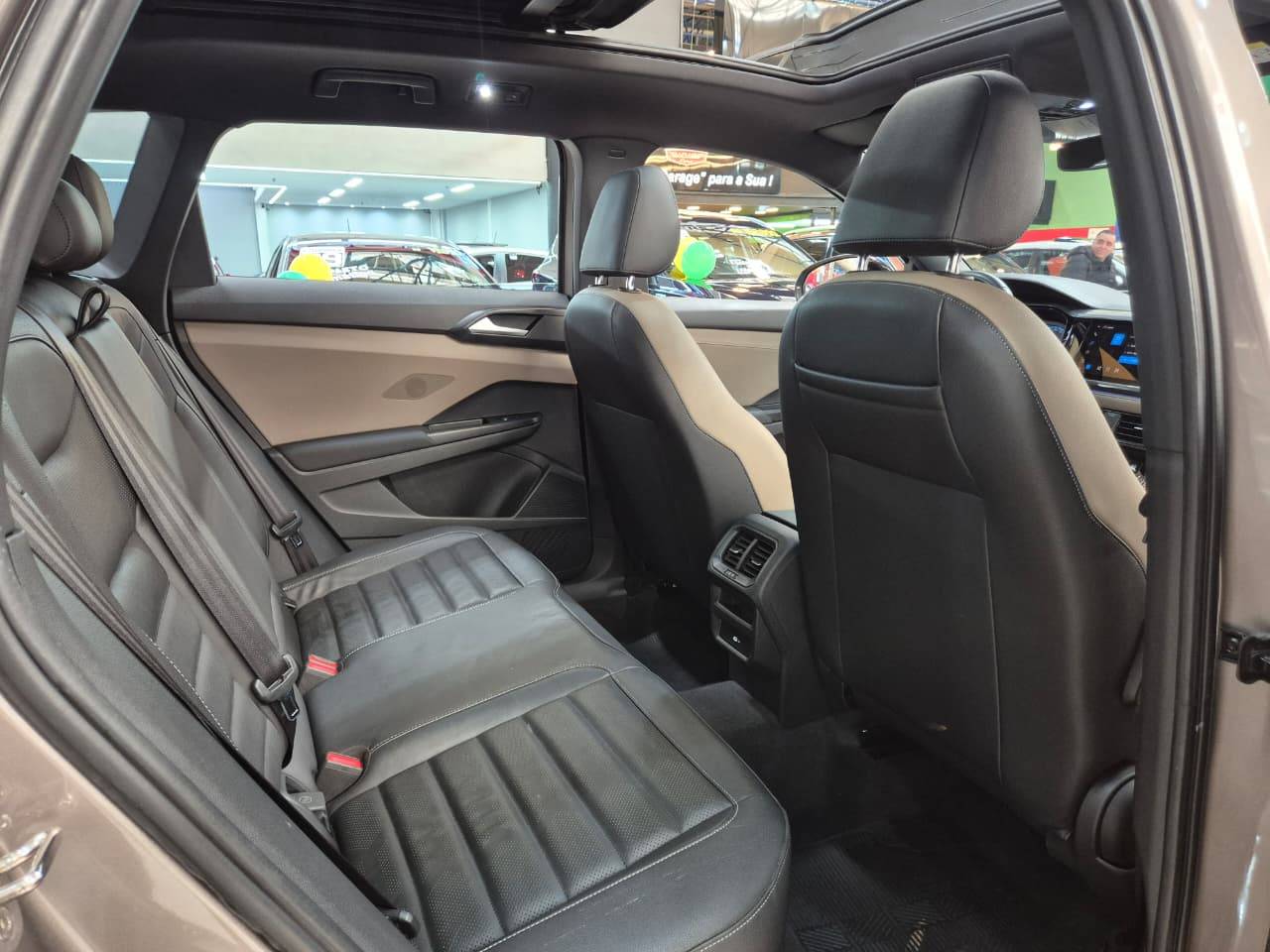 VOLKSWAGEN TAOS