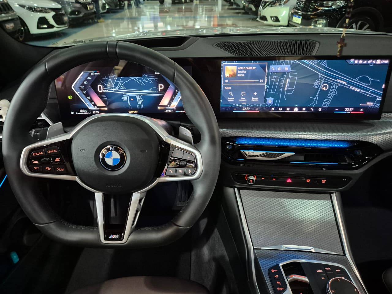 BMW 320i