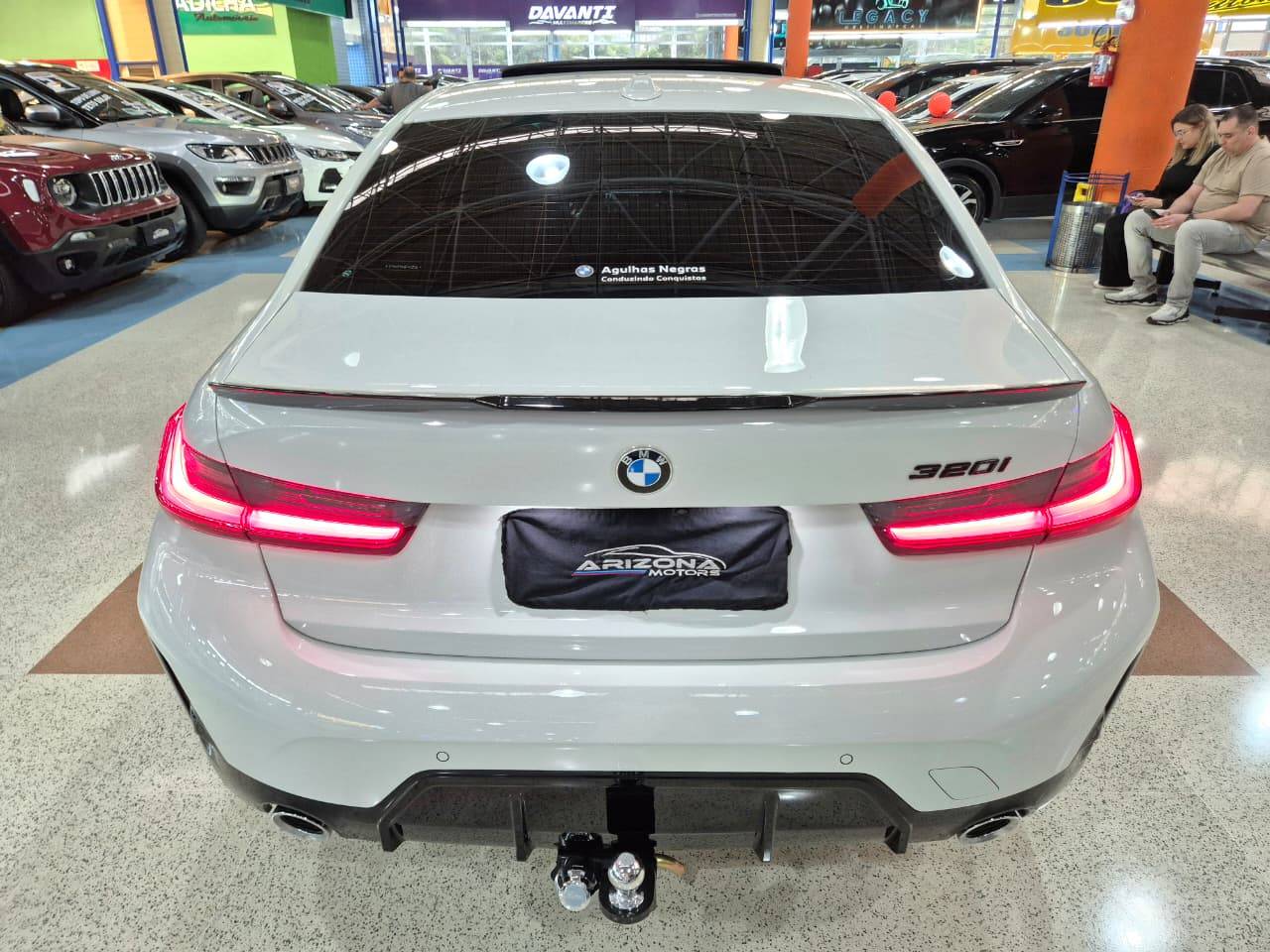 BMW 320i