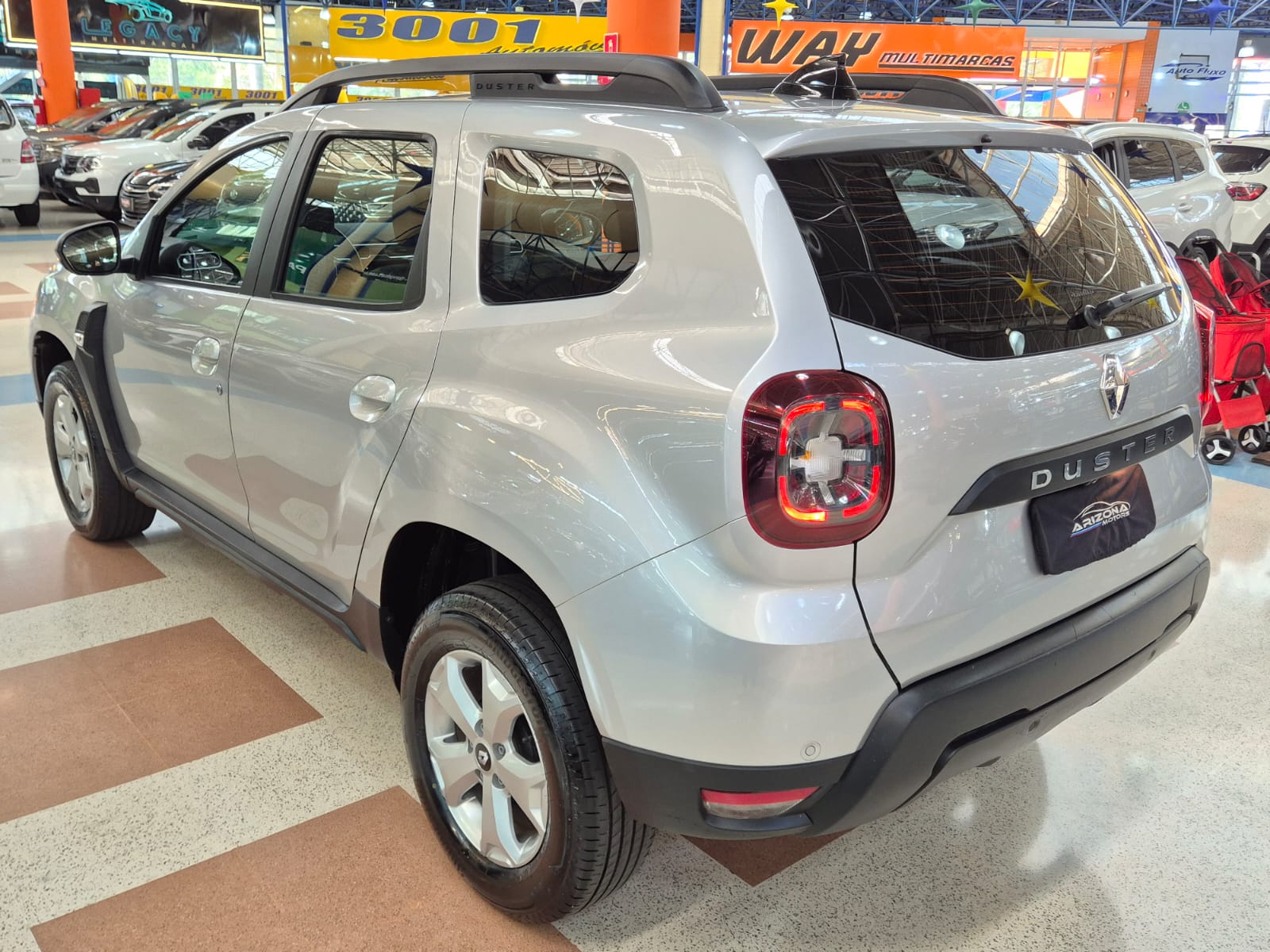 RENAULT DUSTER