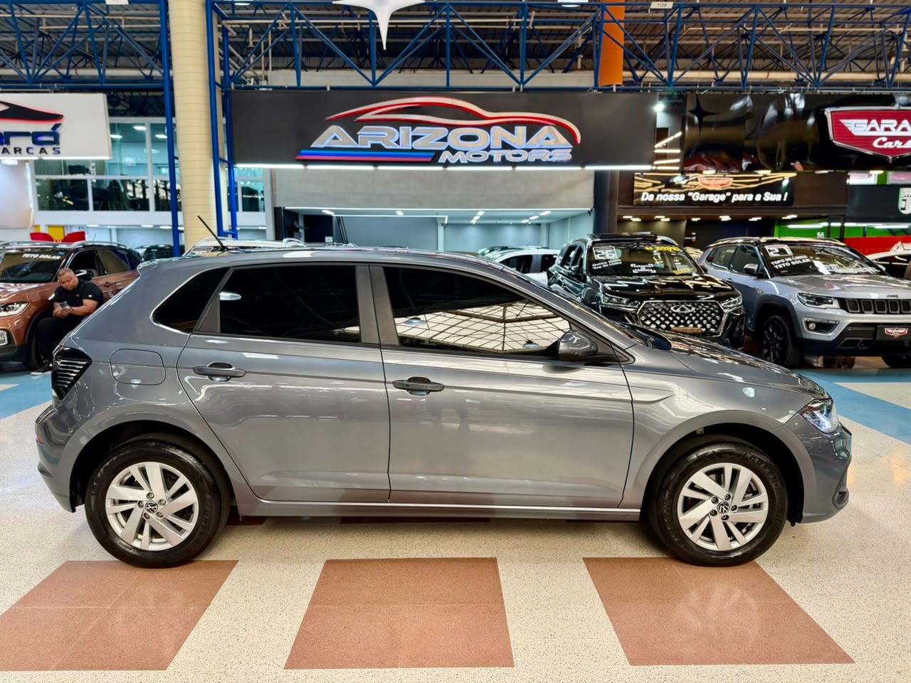 VOLKSWAGEN POLO