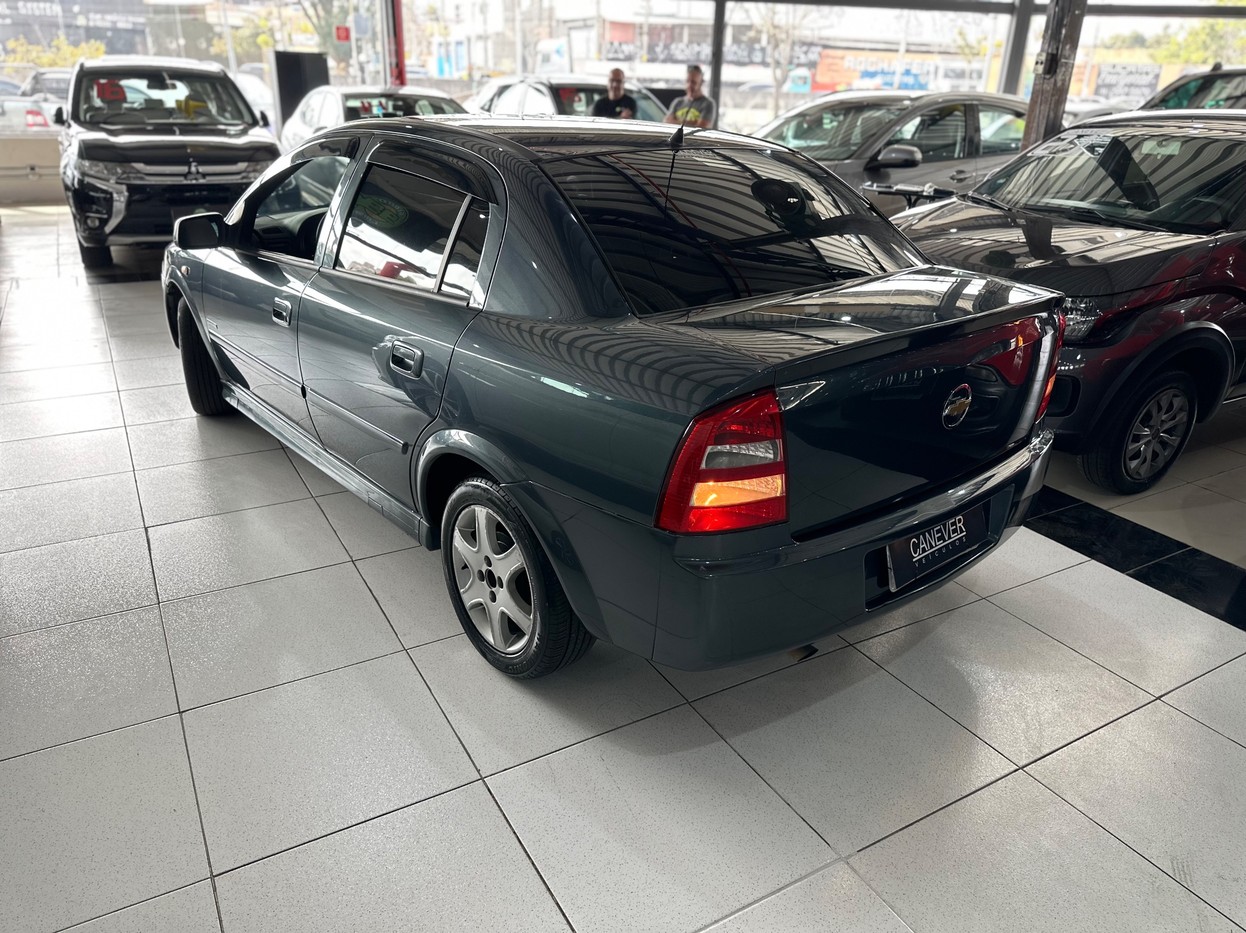 ASTRA 2.0 MPFI ADVANTAGE SEDAN 8V